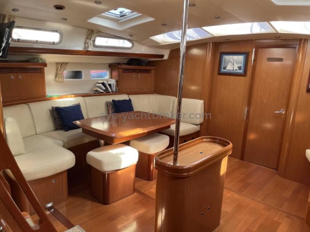 OCEANIS 523  AYC Yachtbroker